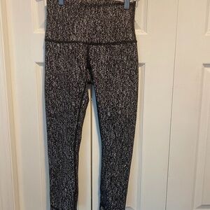 COPY - Lululemon women’s pants size 4